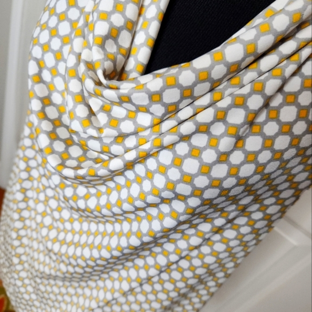 Banana Republic Geometric Blouse Size Large